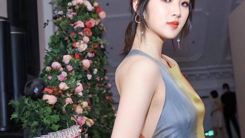 华为Pura X破例启用创始人之女，姚安娜成品牌挚友