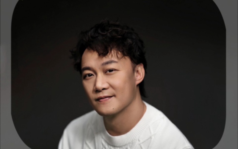 陈奕迅